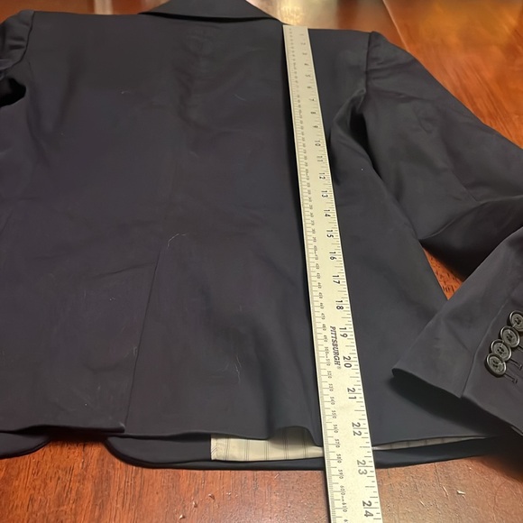 Ann Taylor navy one button blazer with pockets size 2 - Picture 8 of 8